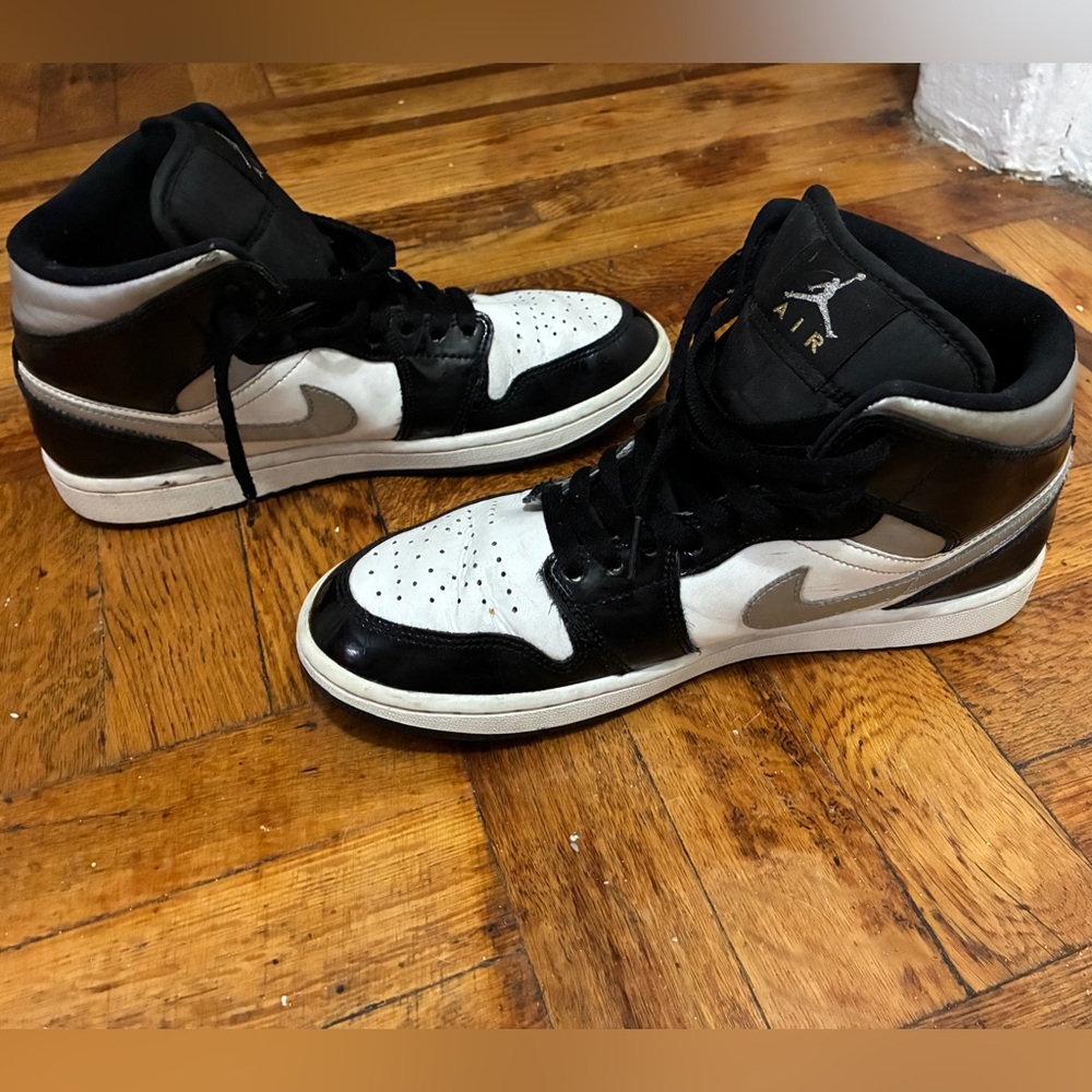 🛑SOLD Jordan Black and White High-Top Sneakers